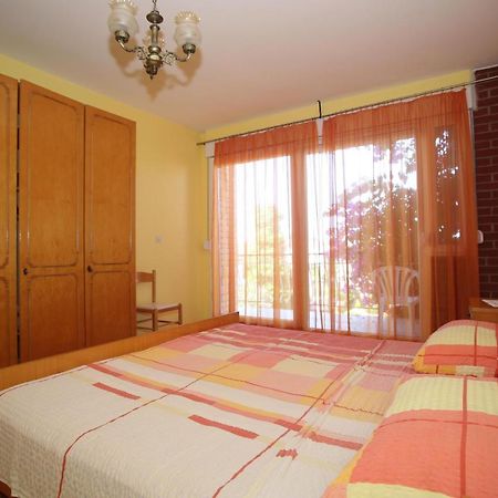 Apartment Michelle Bibinje Bagian luar foto
