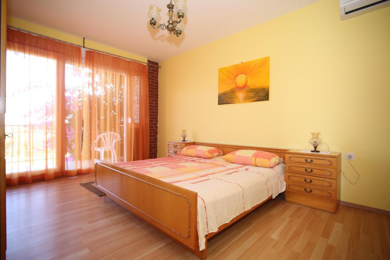 Apartment Michelle Bibinje Bagian luar foto