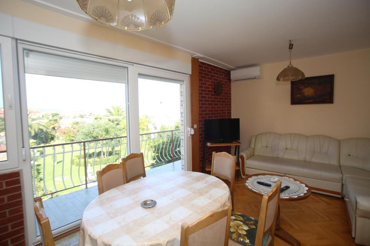 Apartment Michelle Bibinje Bagian luar foto